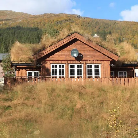 Harpefossen Lodge Nordfjordeid